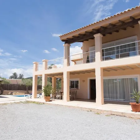 Tom Is Near To Playa Den Bossa Villa